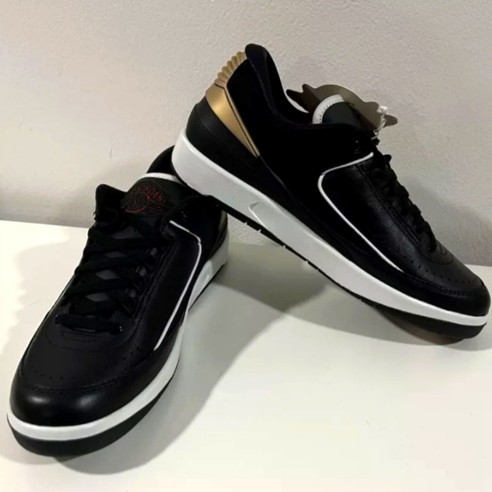 NWT Women's Jordan AJ2 Retro Low Sneakers - Picture 2 of 11